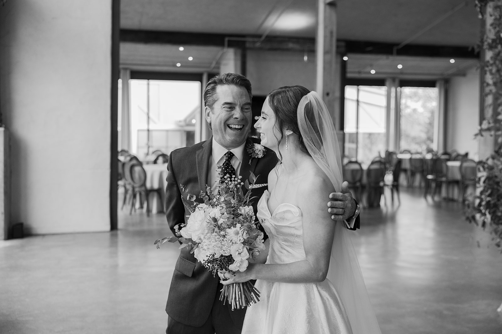 Barr Mansion Wedding Photos ceremony