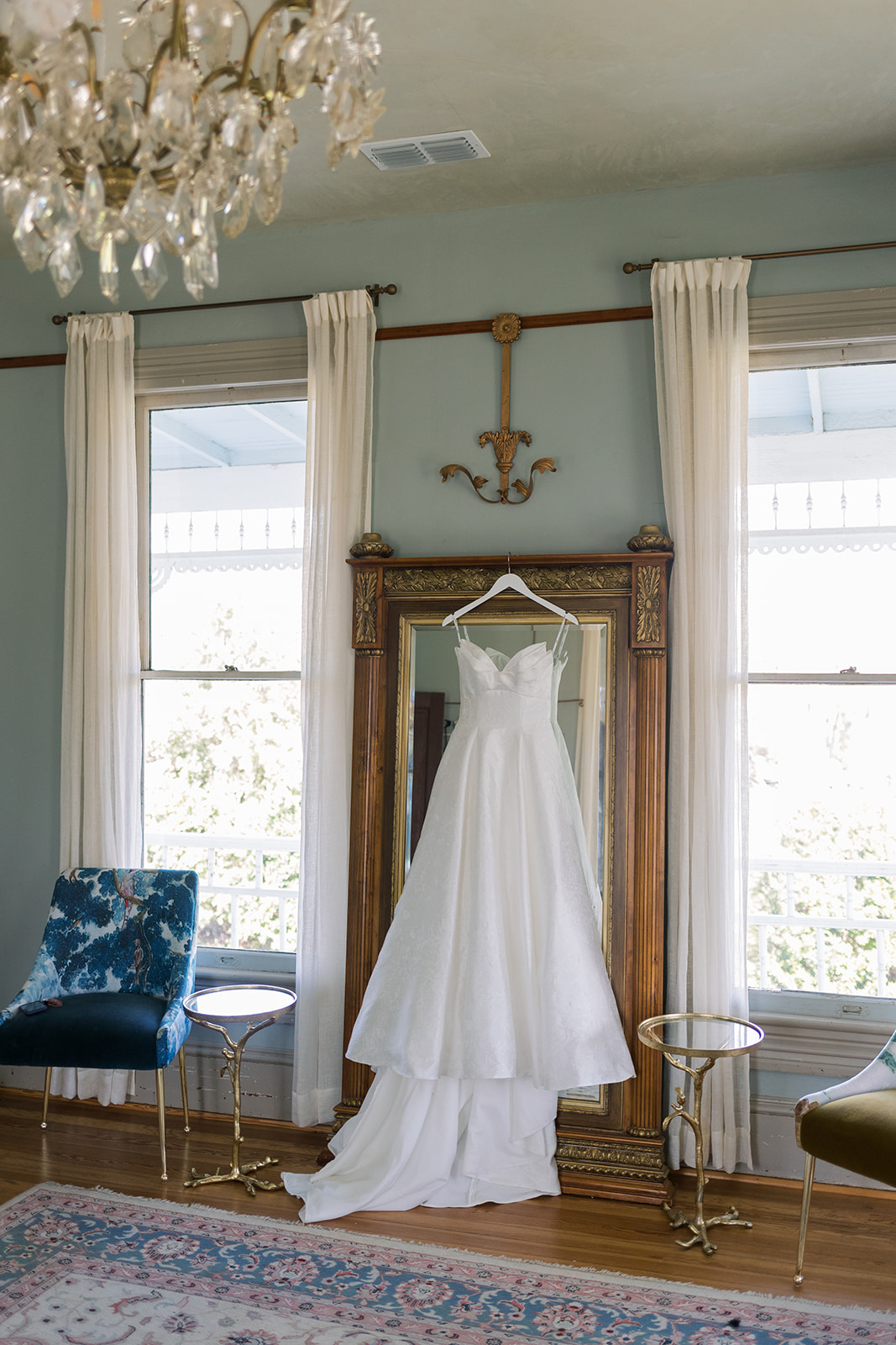 Barr Mansion Wedding Photos details